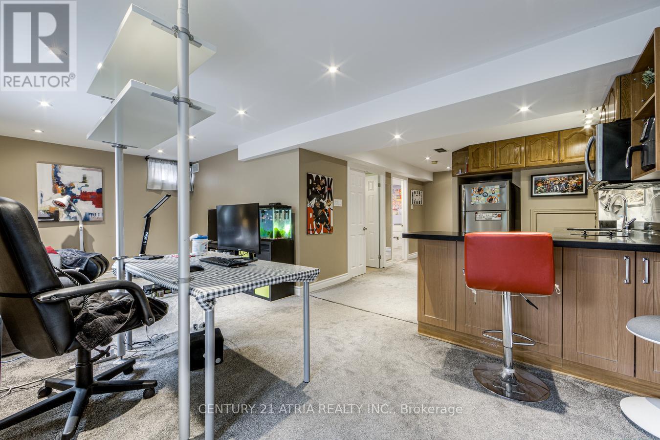 39 Chiswick Crescent Property Photo 32