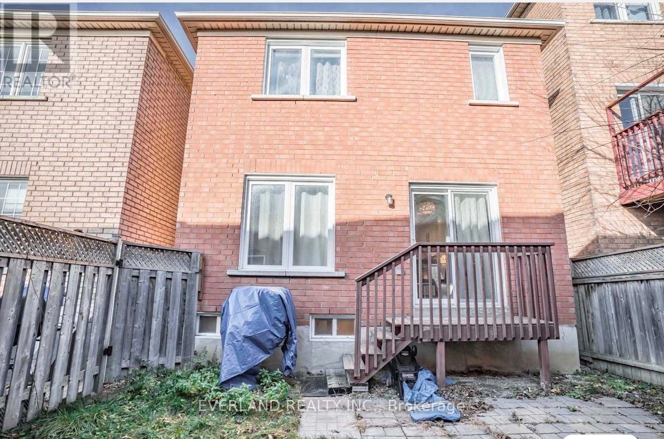 249 Yellowood Circle Property Photo 18