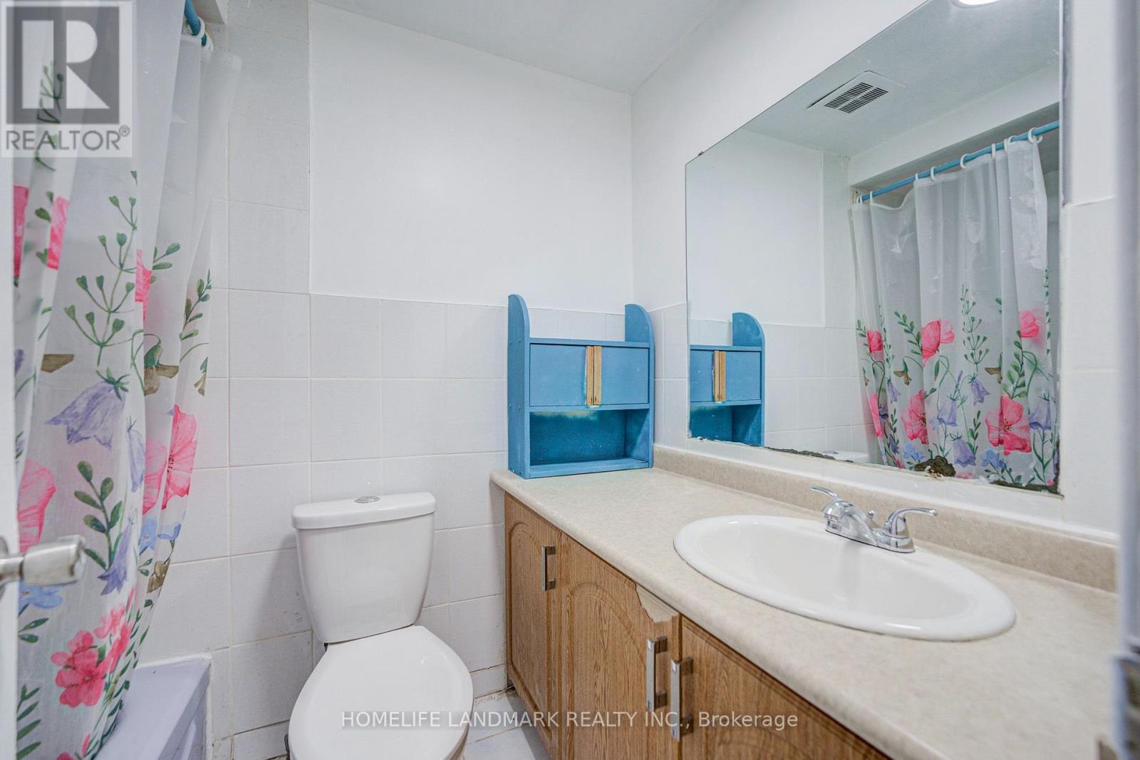 8 Fullerton Crescent Property Photo 30