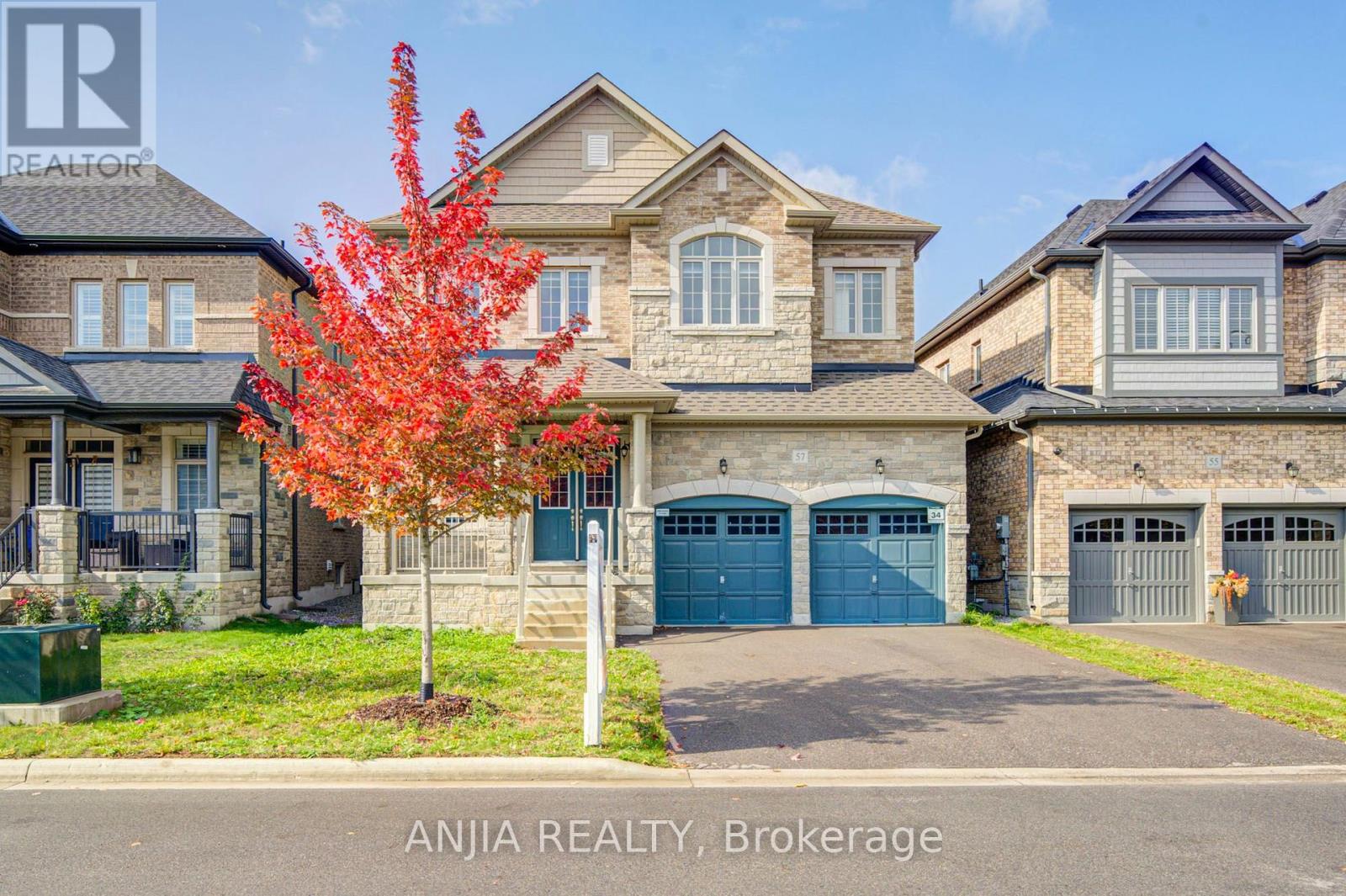 57 Betty May Crescent Property Photo 2
