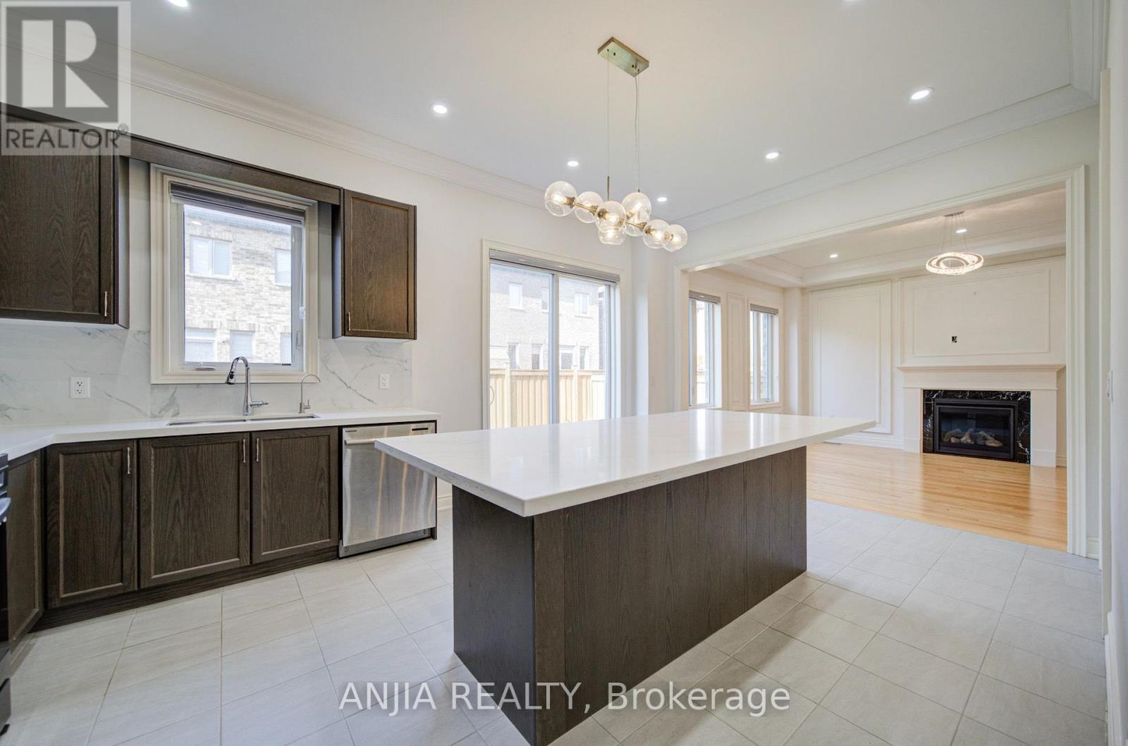 57 Betty May Crescent Property Photo 19