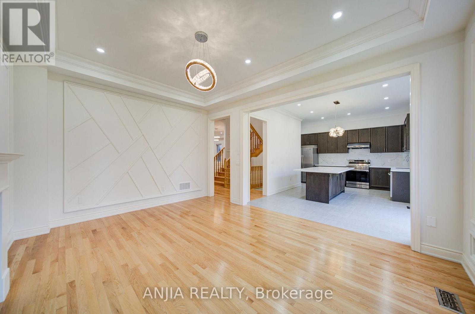 57 Betty May Crescent Property Photo 25
