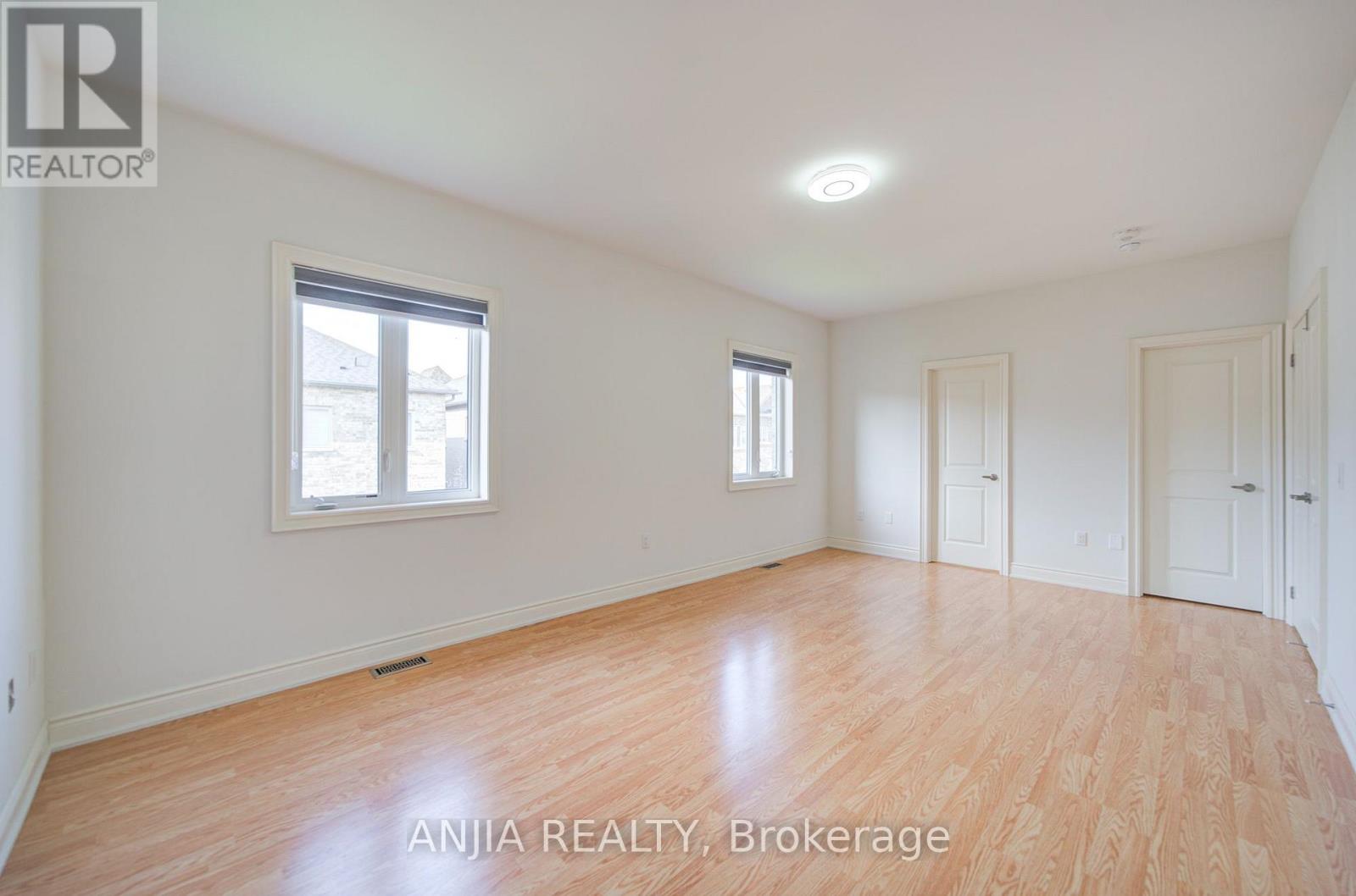 57 Betty May Crescent Property Photo 28