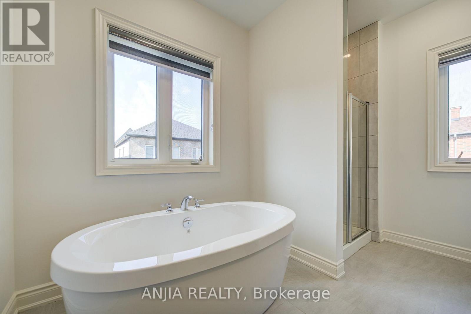 57 Betty May Crescent Property Photo 30