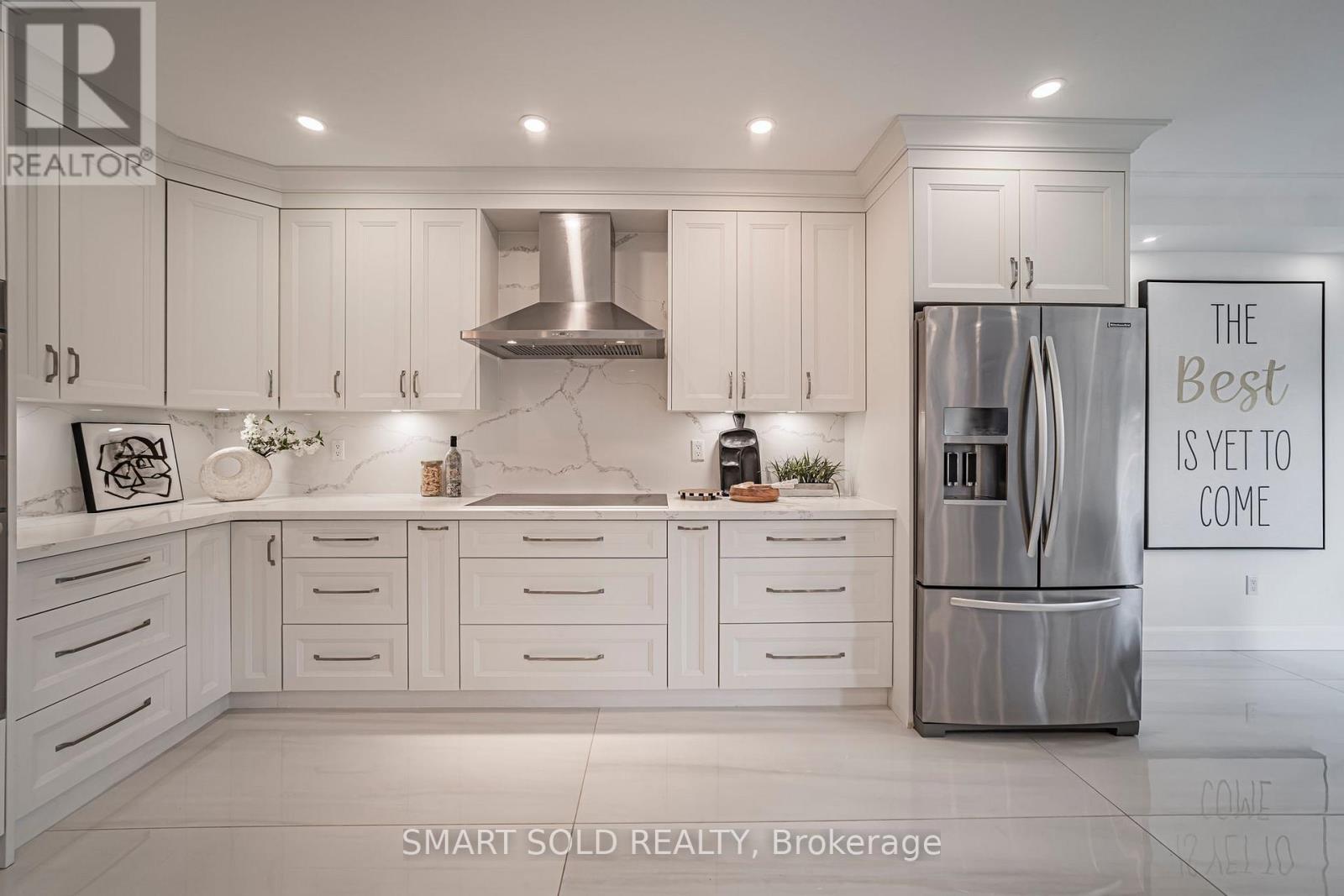 15 Mirando Street Property Photo 7