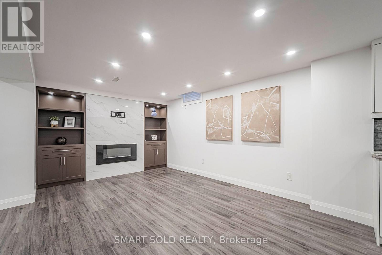 15 Mirando Street Property Photo 23