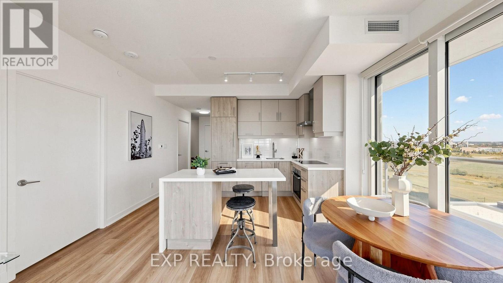 1412 - 292 Verdale Crossing Property Photo 13
