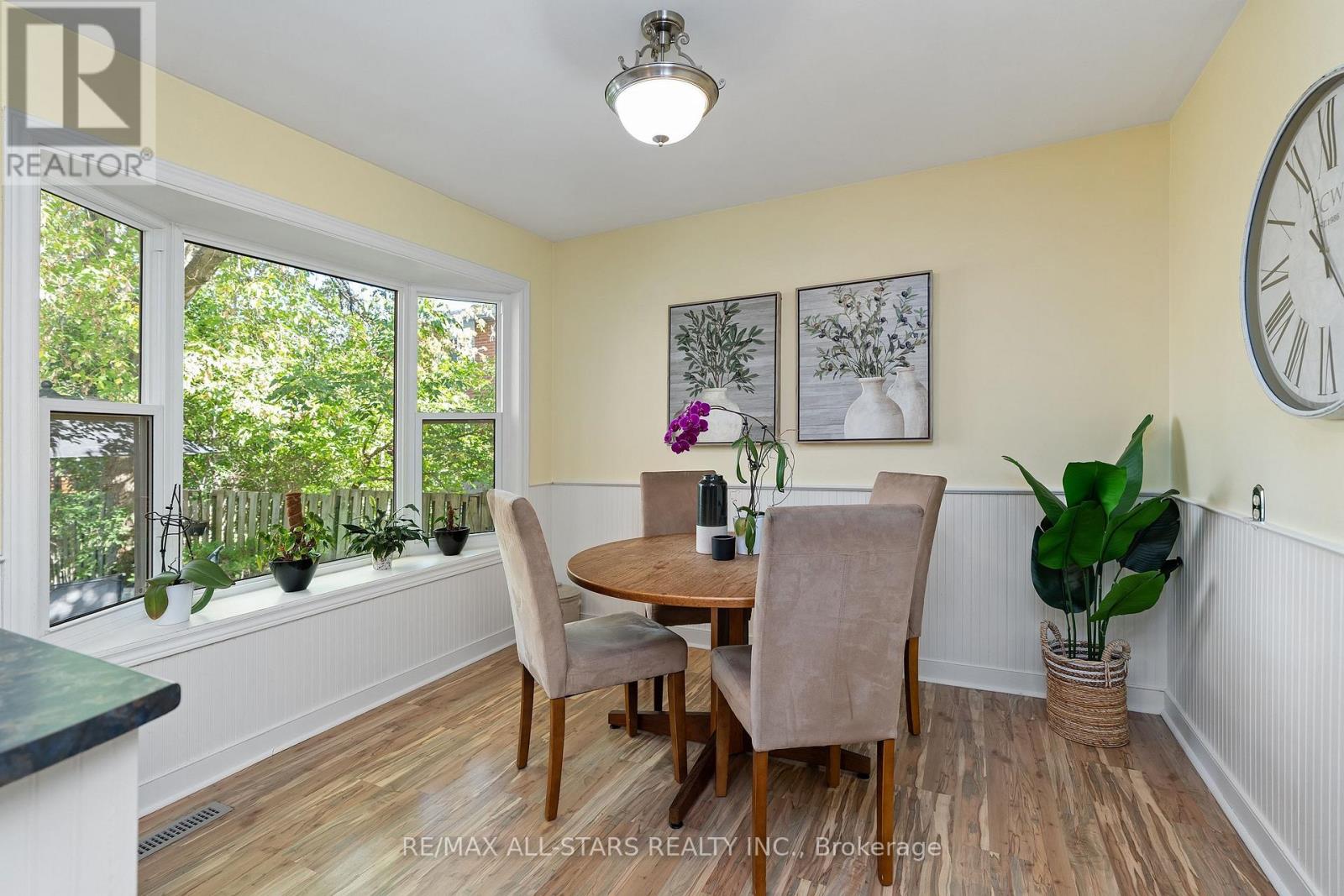209 Malton Road Property Photo 10