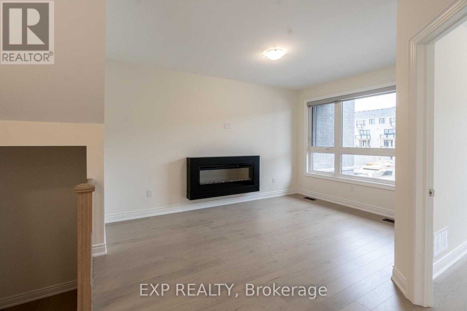 510 New England Court Property Photo 3
