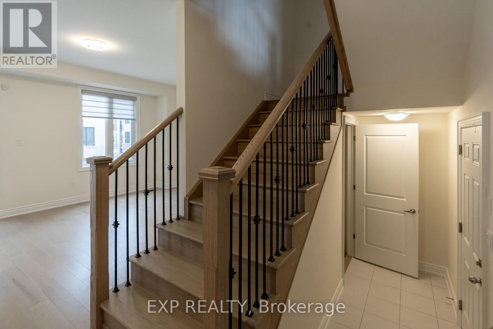 510 New England Court Property Photo 17