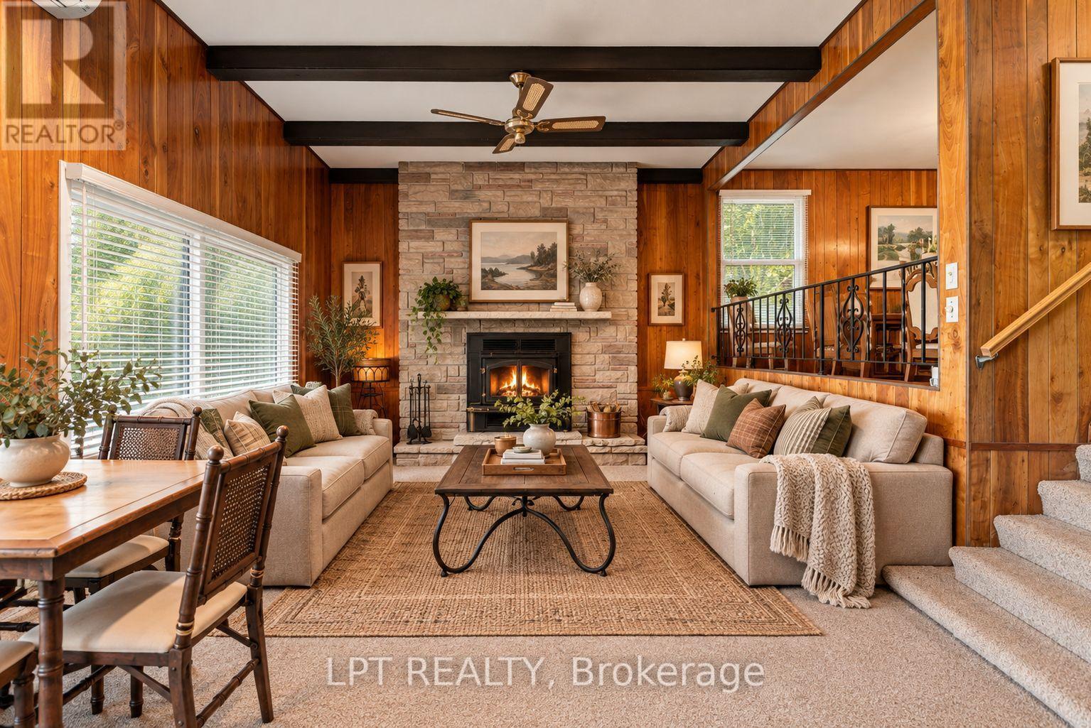 678 Lake Drive E Property Photo 22