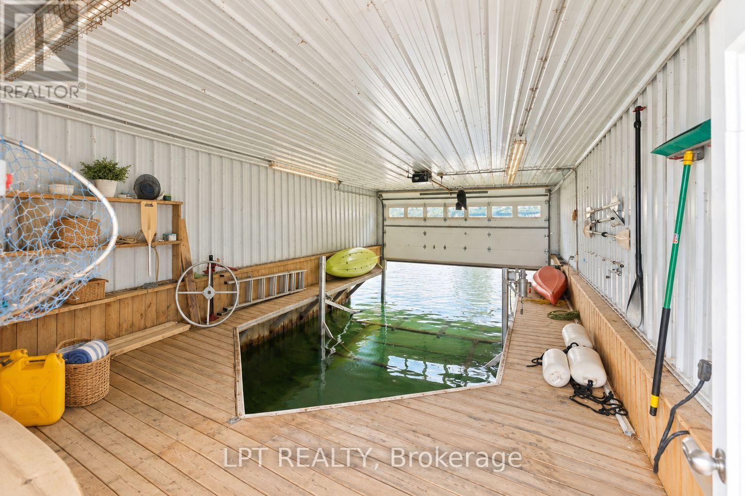 678 Lake Drive E Property Photo 49