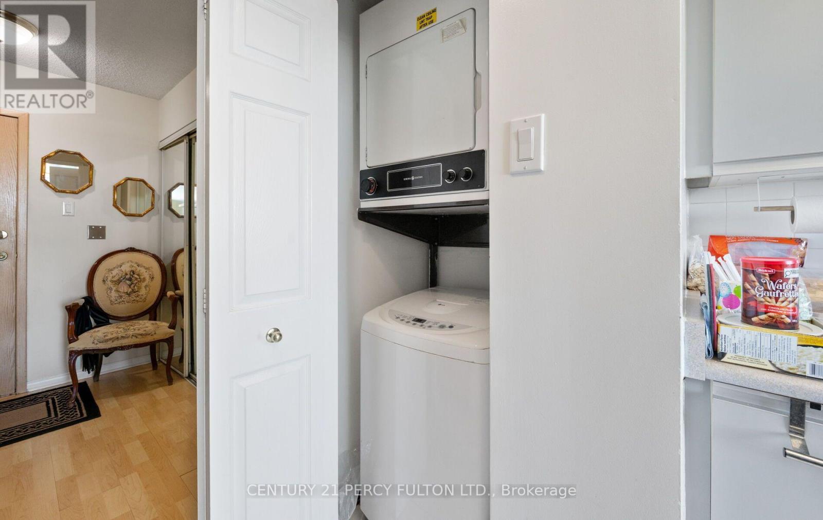 624 - 7825 Bayview Avenue Property Photo 27