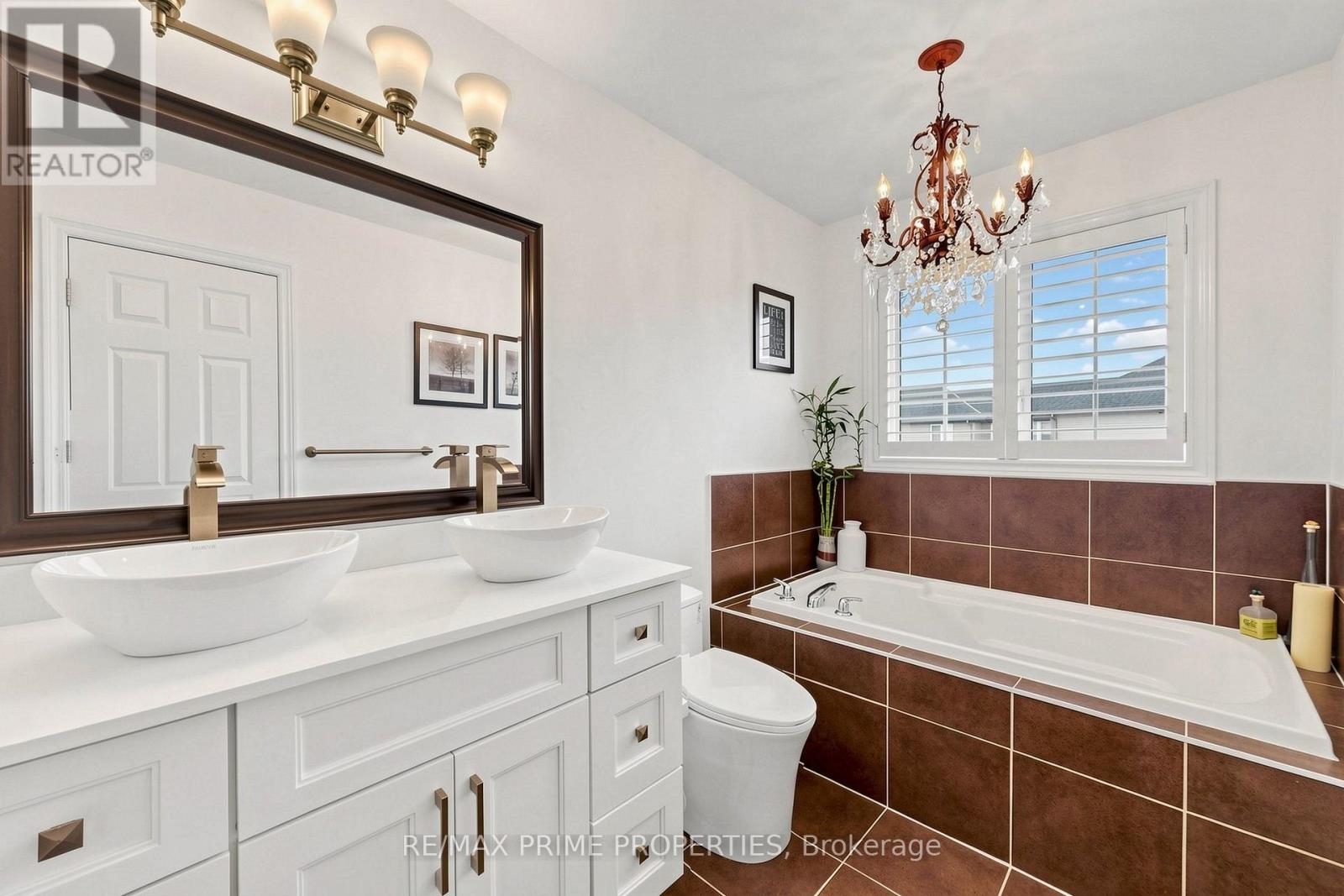 58 Autumn Glow Drive Property Photo 28