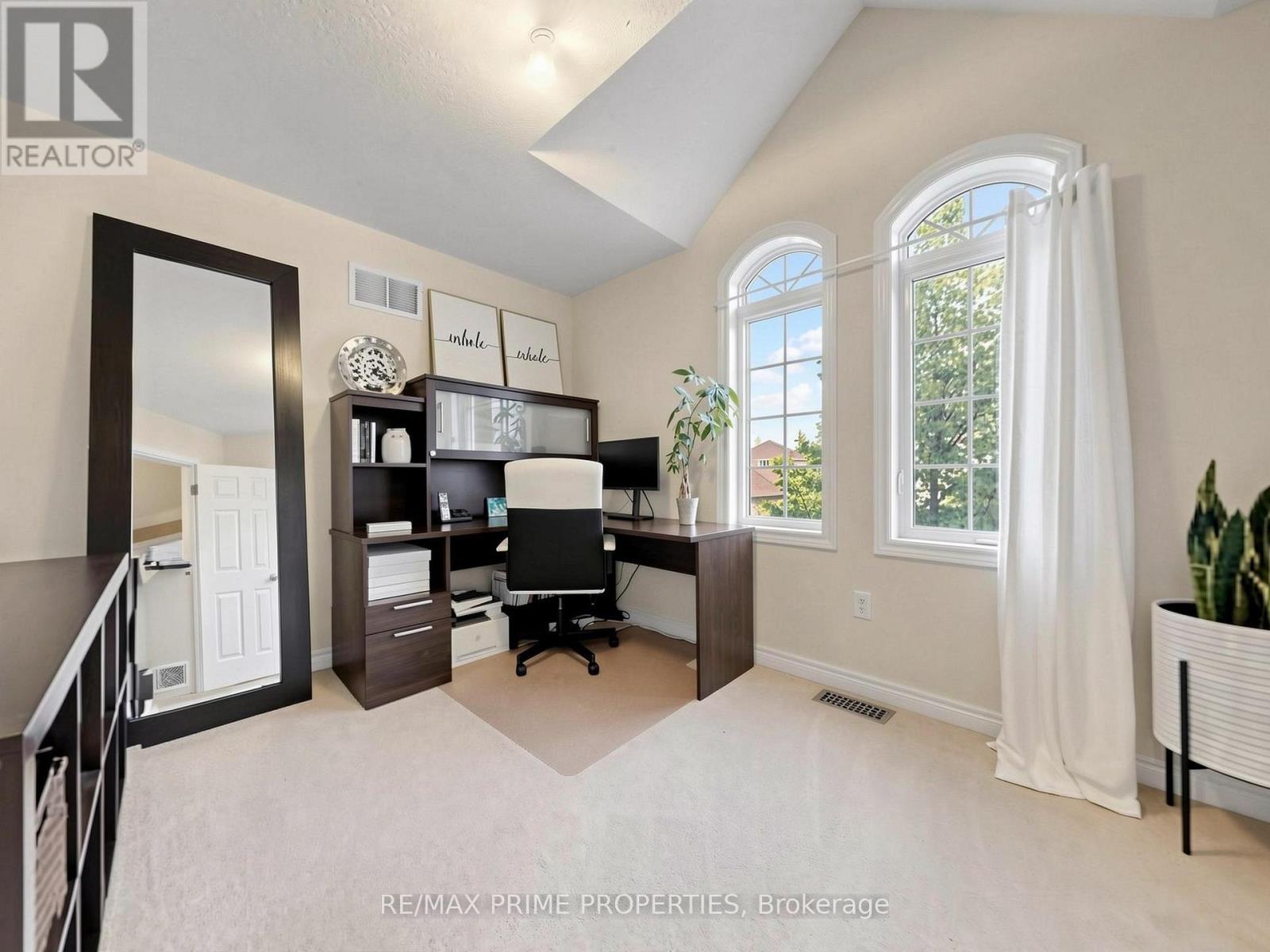 58 Autumn Glow Drive Property Photo 34