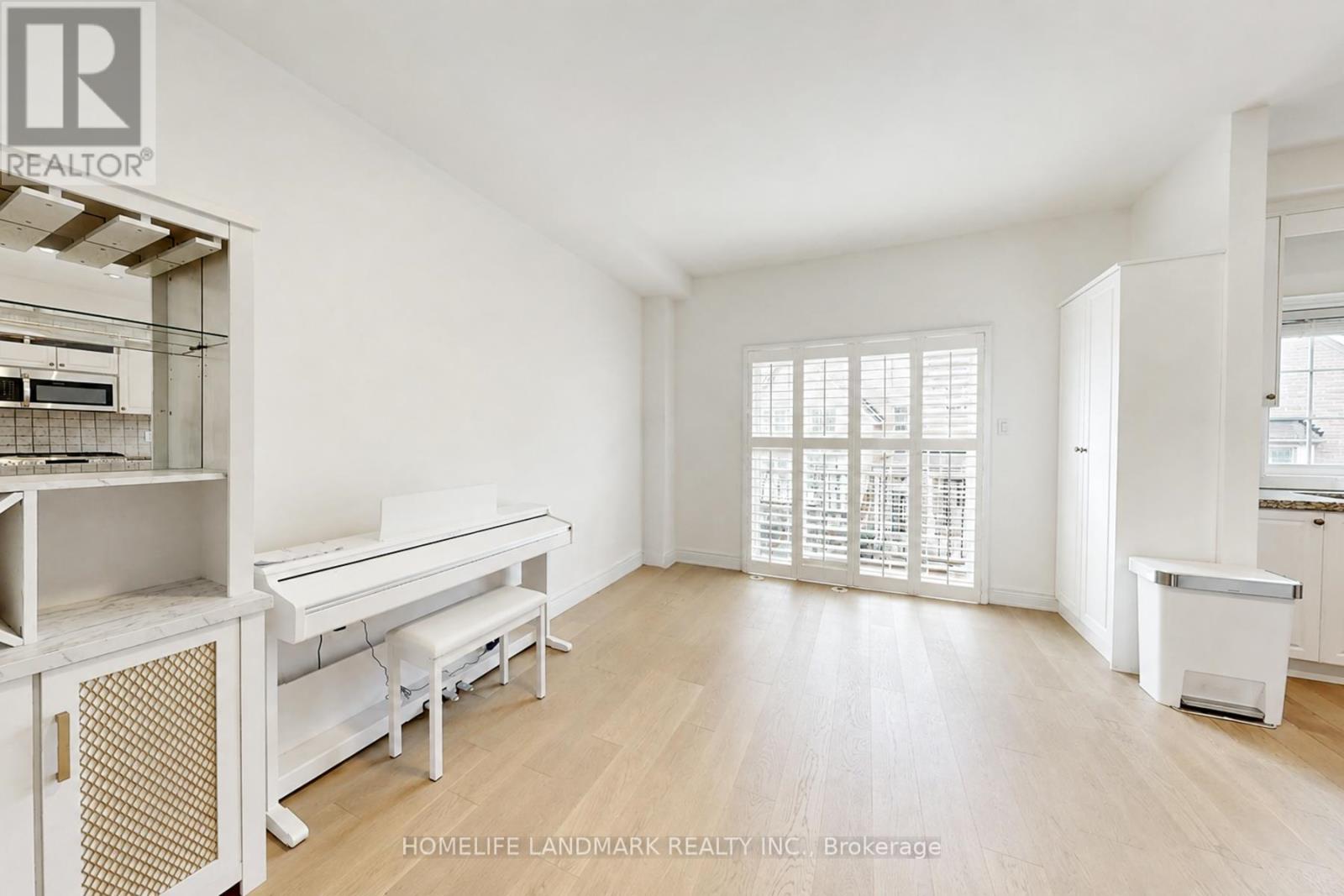 27 - 8900 Bathurst Street Property Photo 21