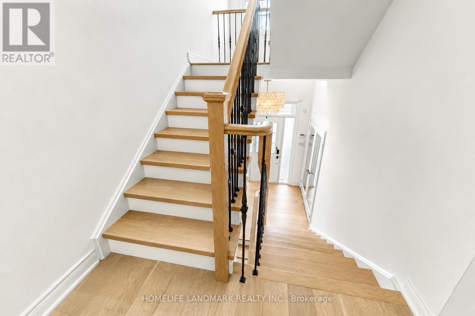 27 - 8900 Bathurst Street Property Photo 23