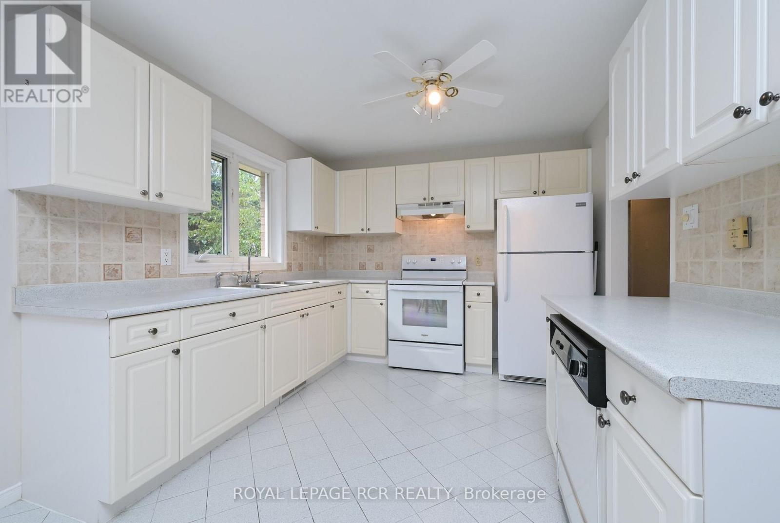 7 Moore Avenue Property Photo 8