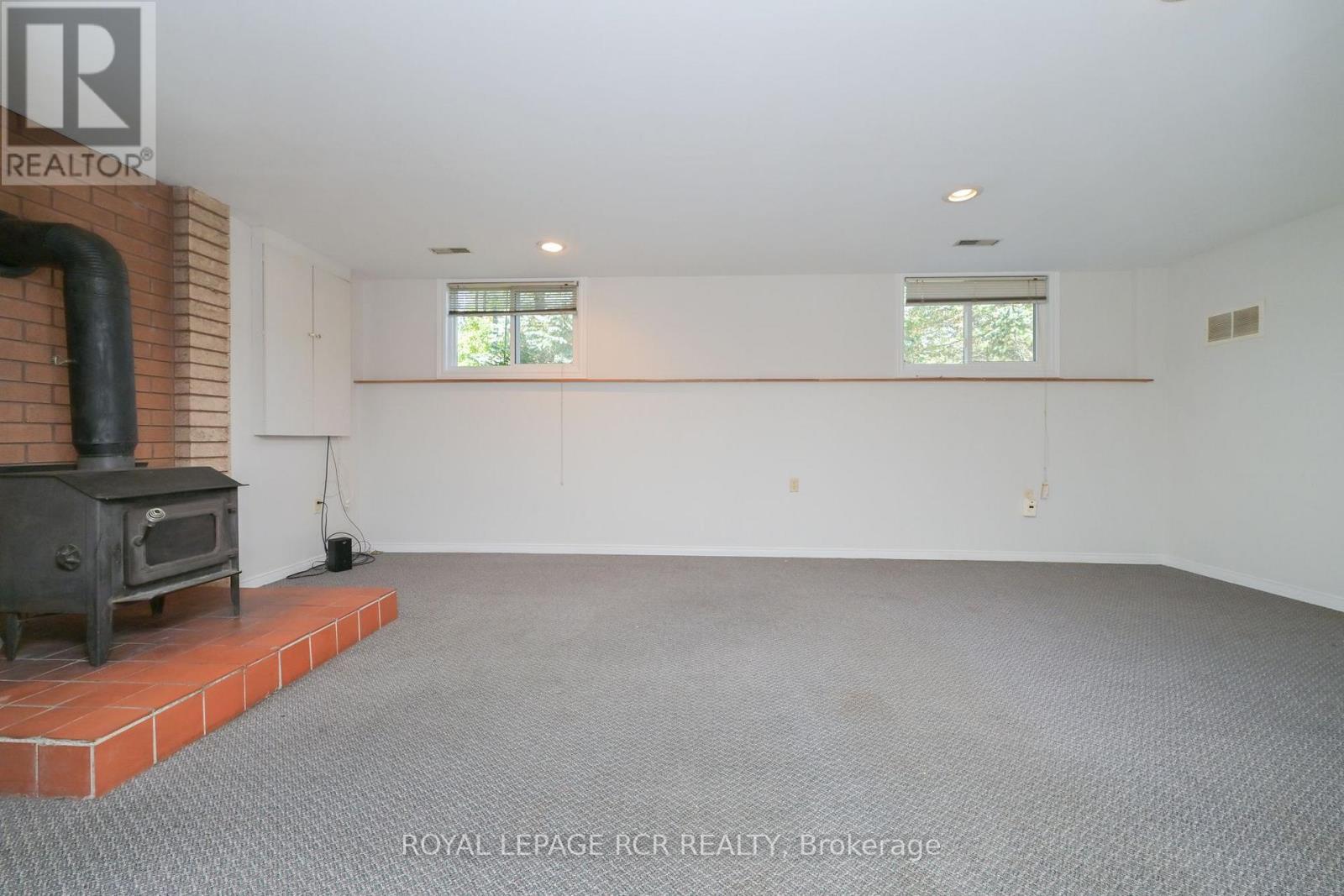 7 Moore Avenue Property Photo 27