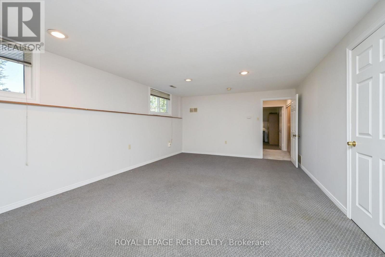 7 Moore Avenue Property Photo 28