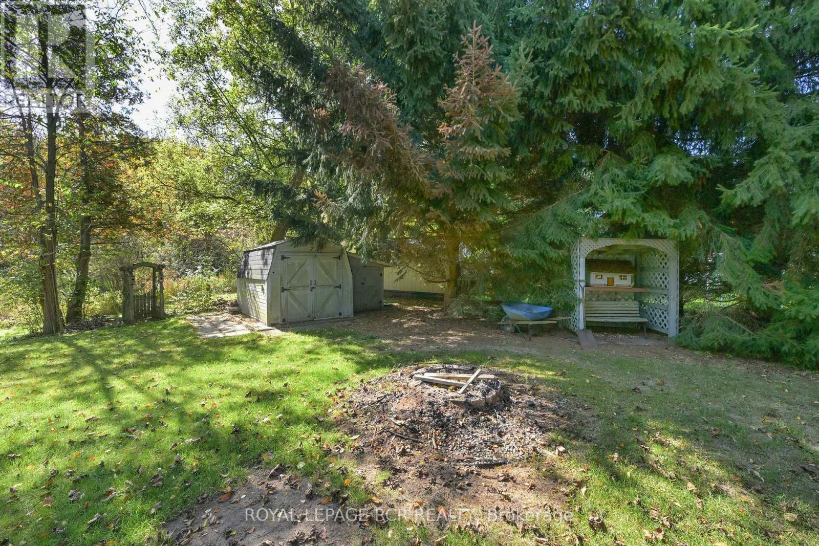 7 Moore Avenue Property Photo 31