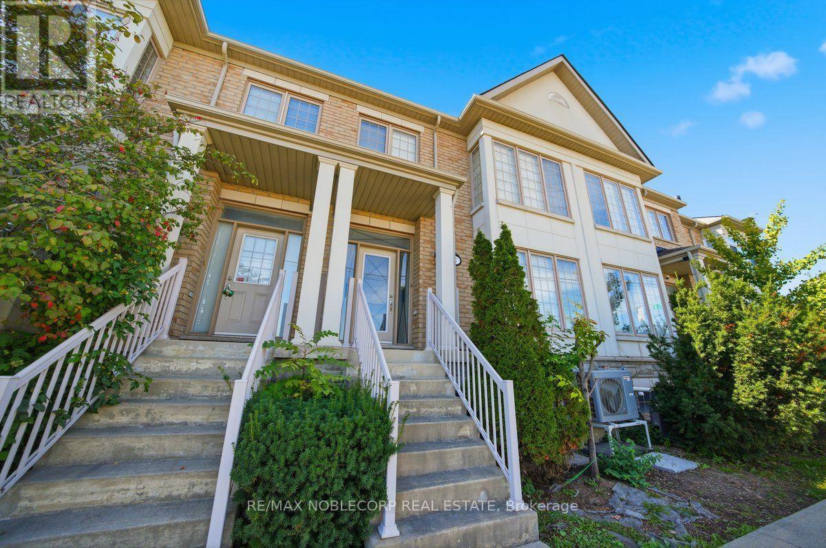 37 - 8900 BATHURST STREET Property Photo 1