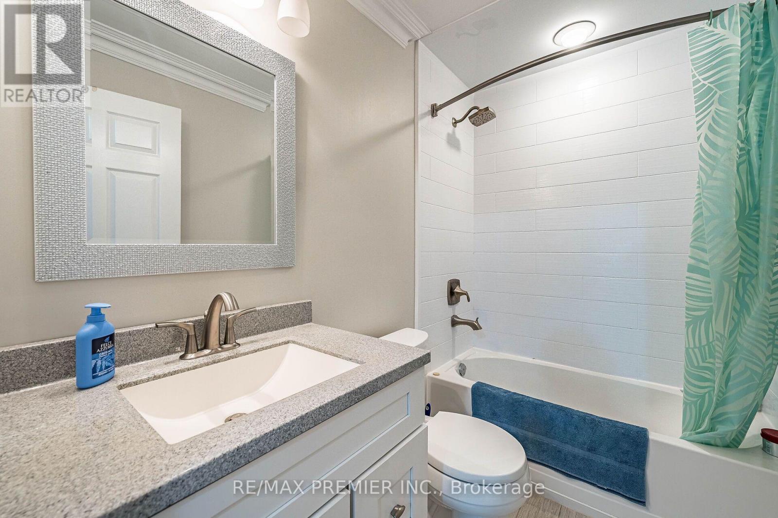 304 - 9451 Jane Street Property Photo 16