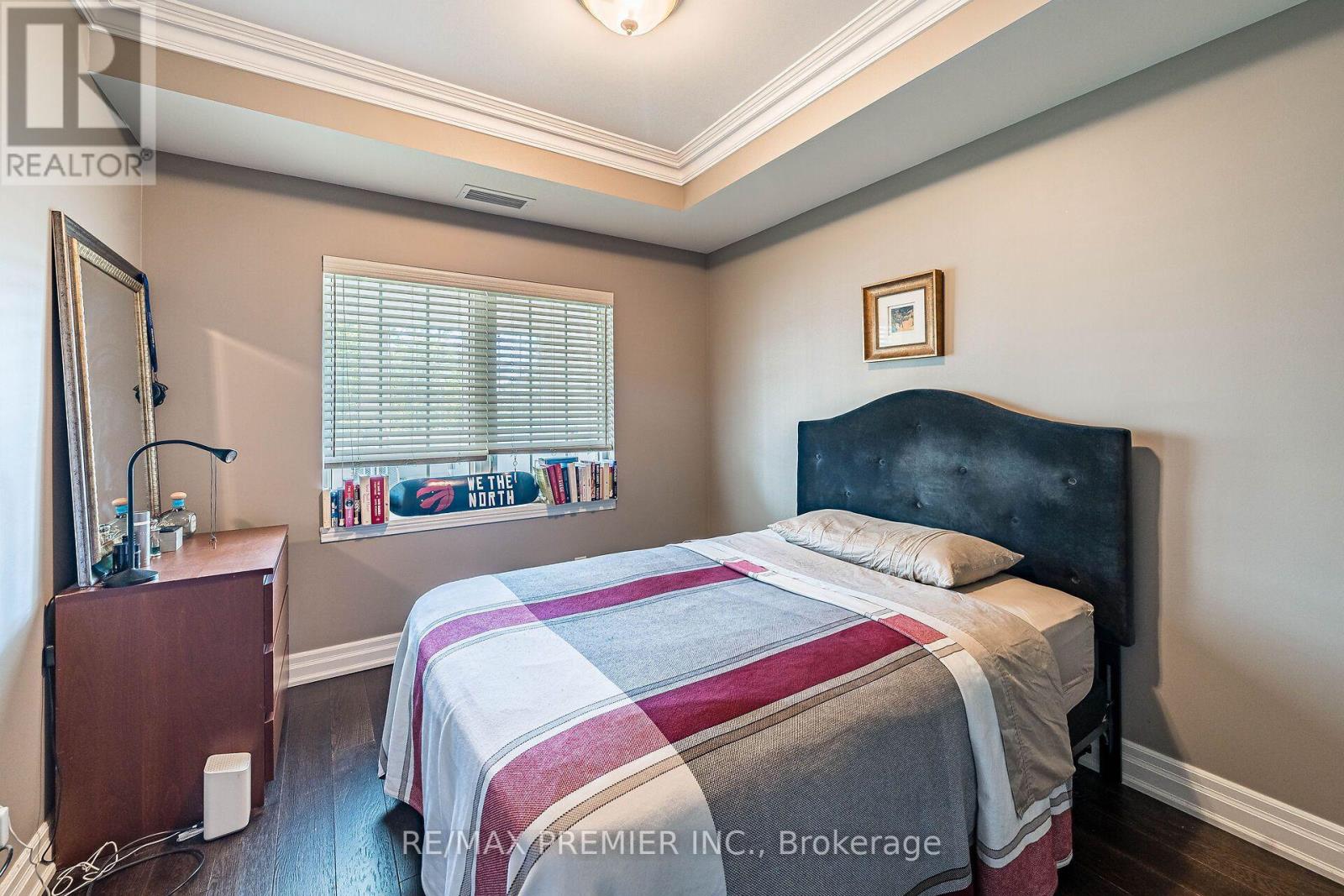 304 - 9451 Jane Street Property Photo 17