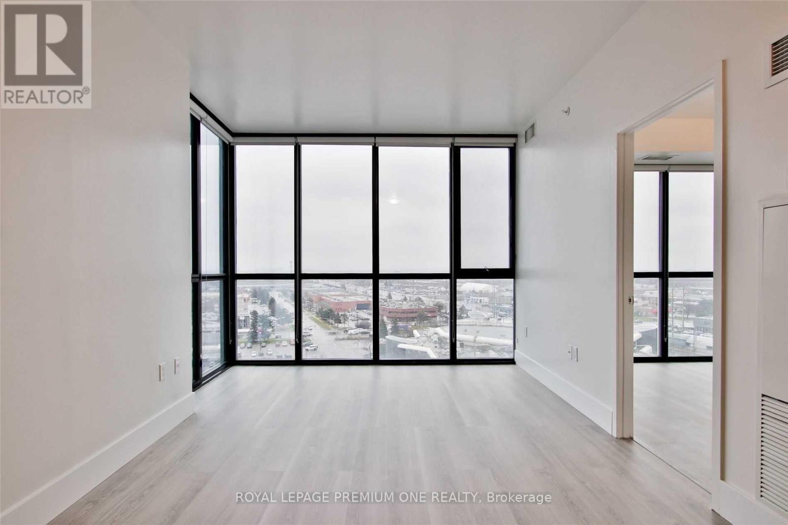 1409 - 2916 Highway 7 Road Property Photo 6