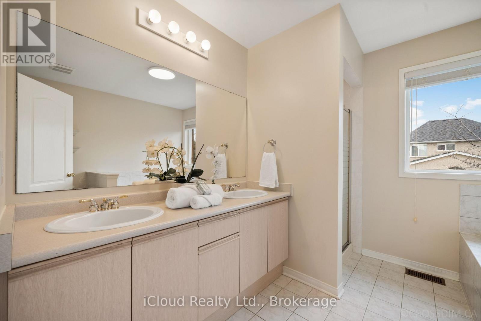 60 Tuscana Boulevard Property Photo 29