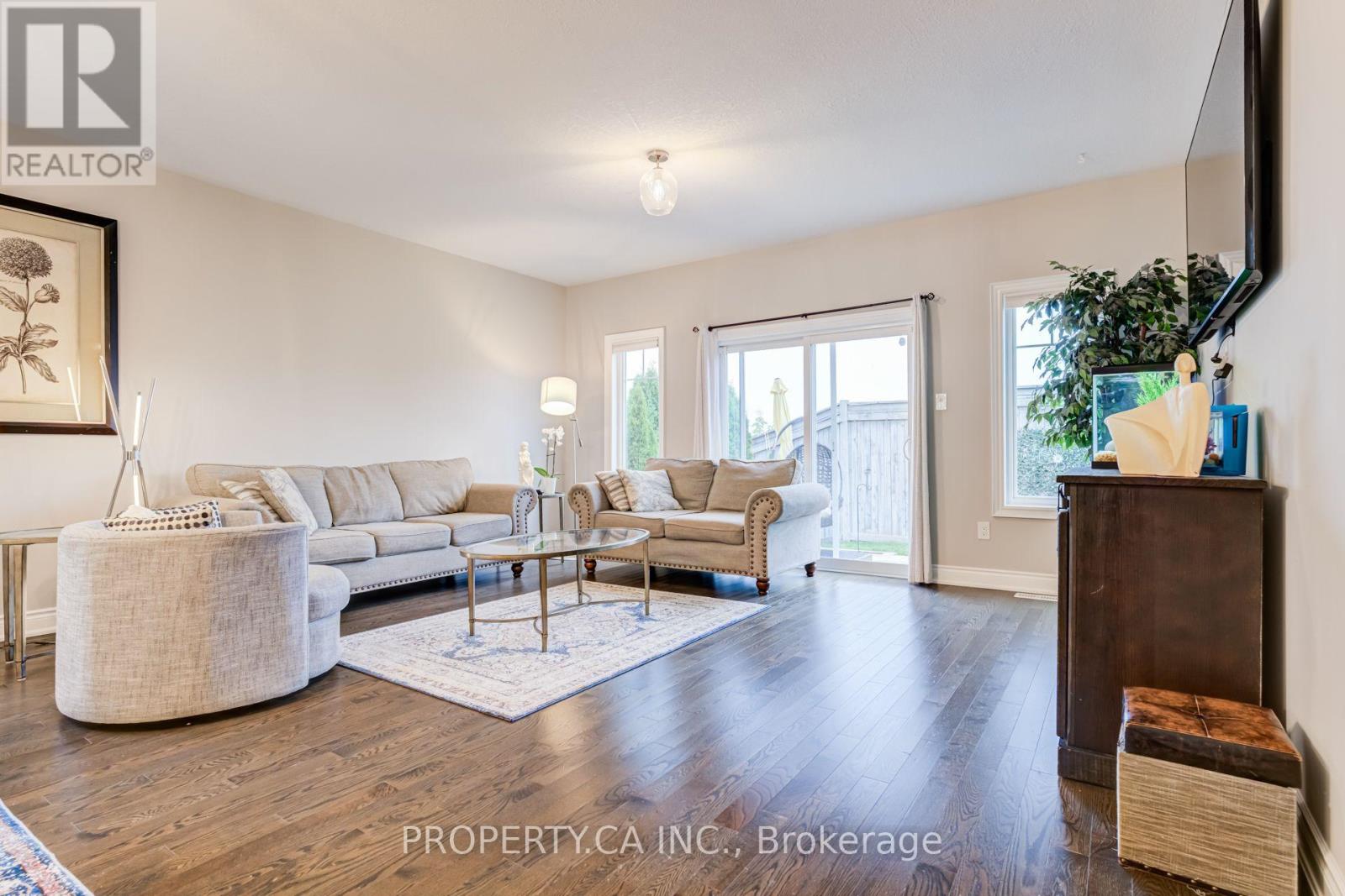 17 Jones Street Property Photo 10