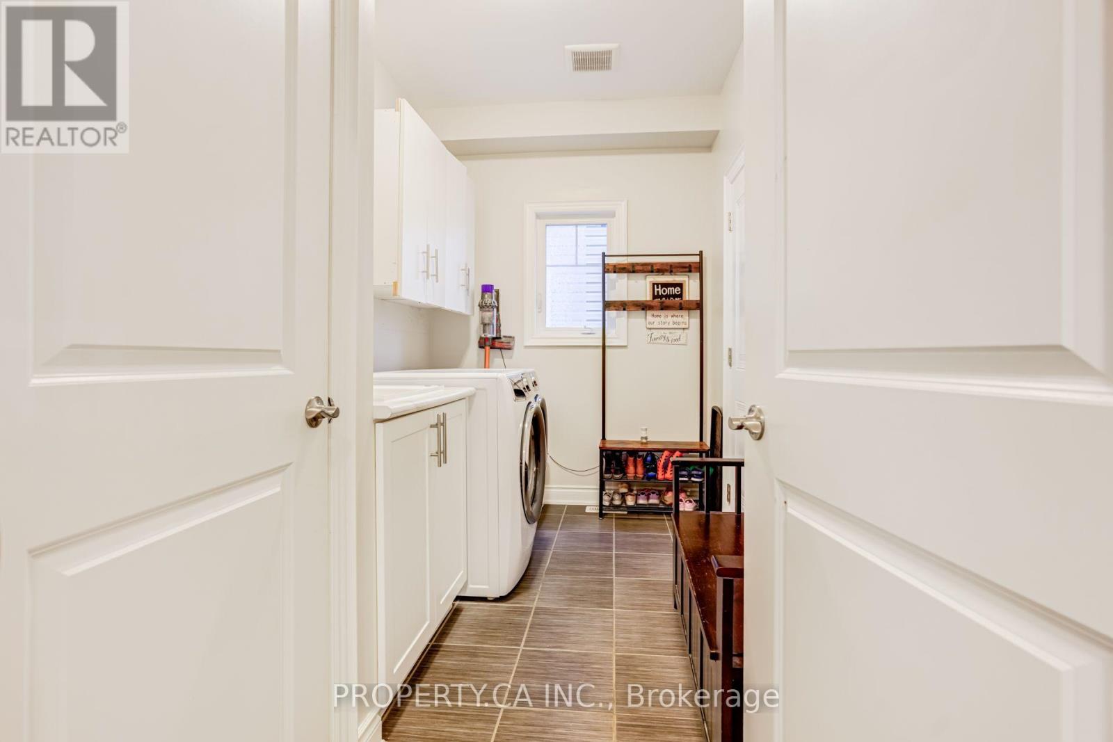 17 Jones Street Property Photo 32