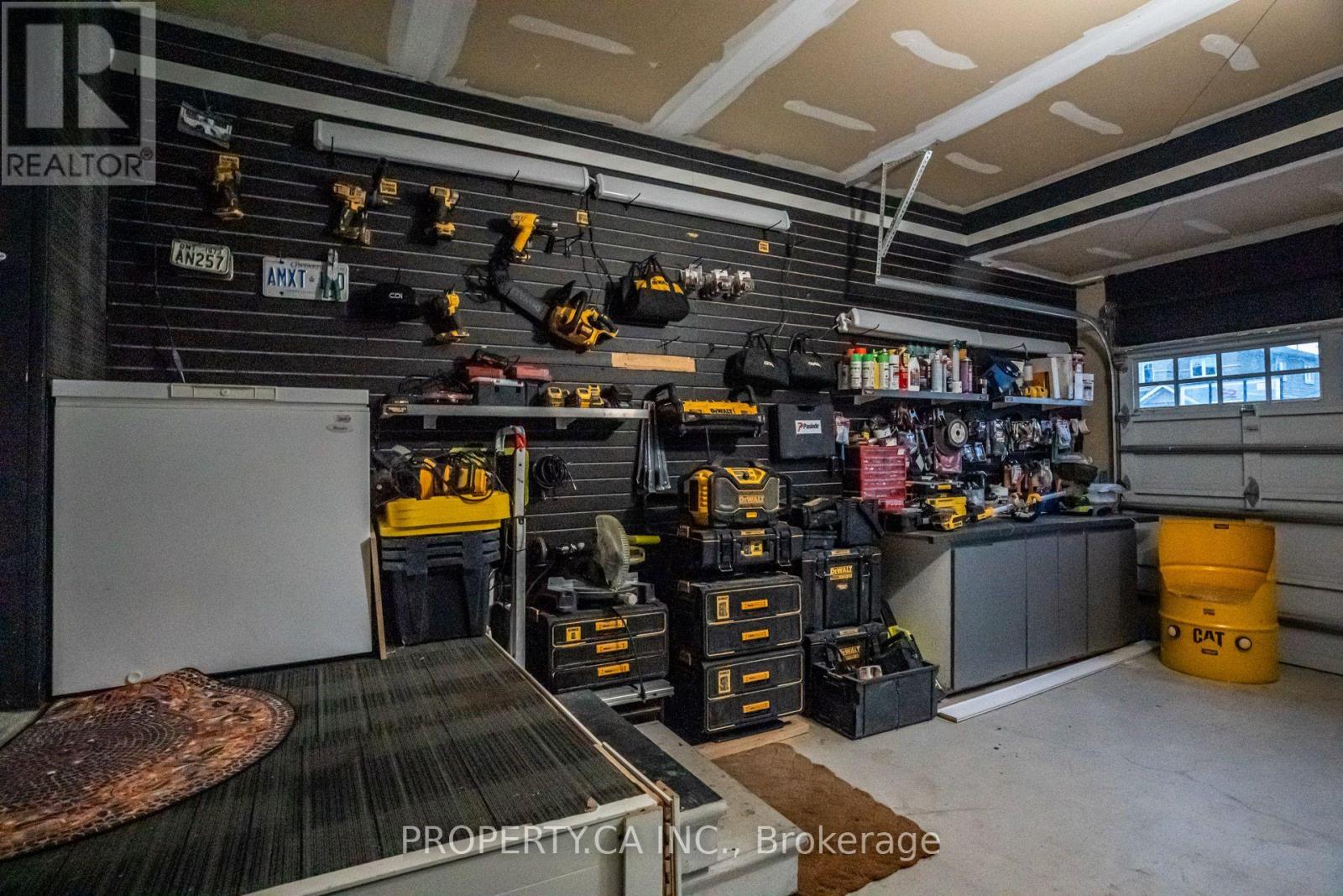 17 Jones Street Property Photo 34