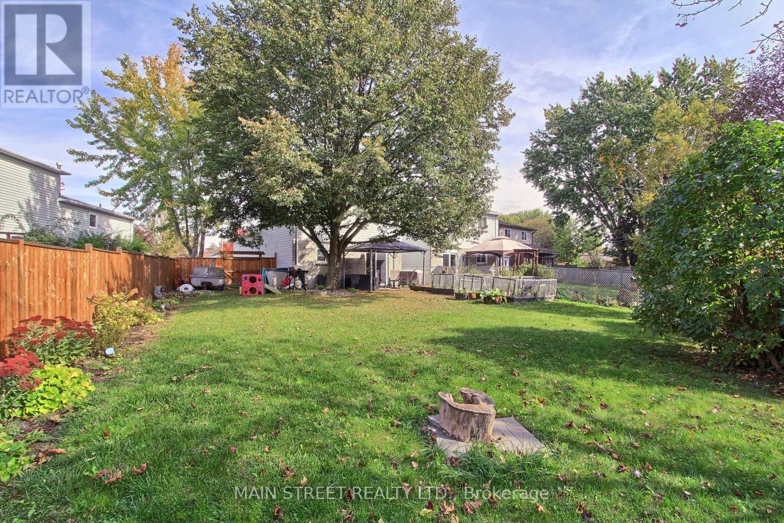 61 Hudson Crescent Property Photo 27