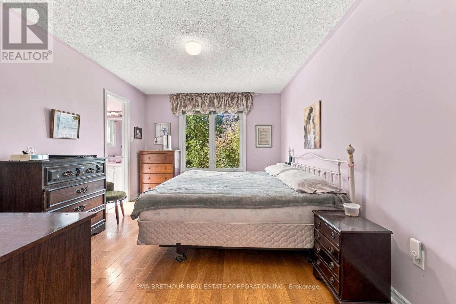 18 Deerglen Terrace Property Photo 13