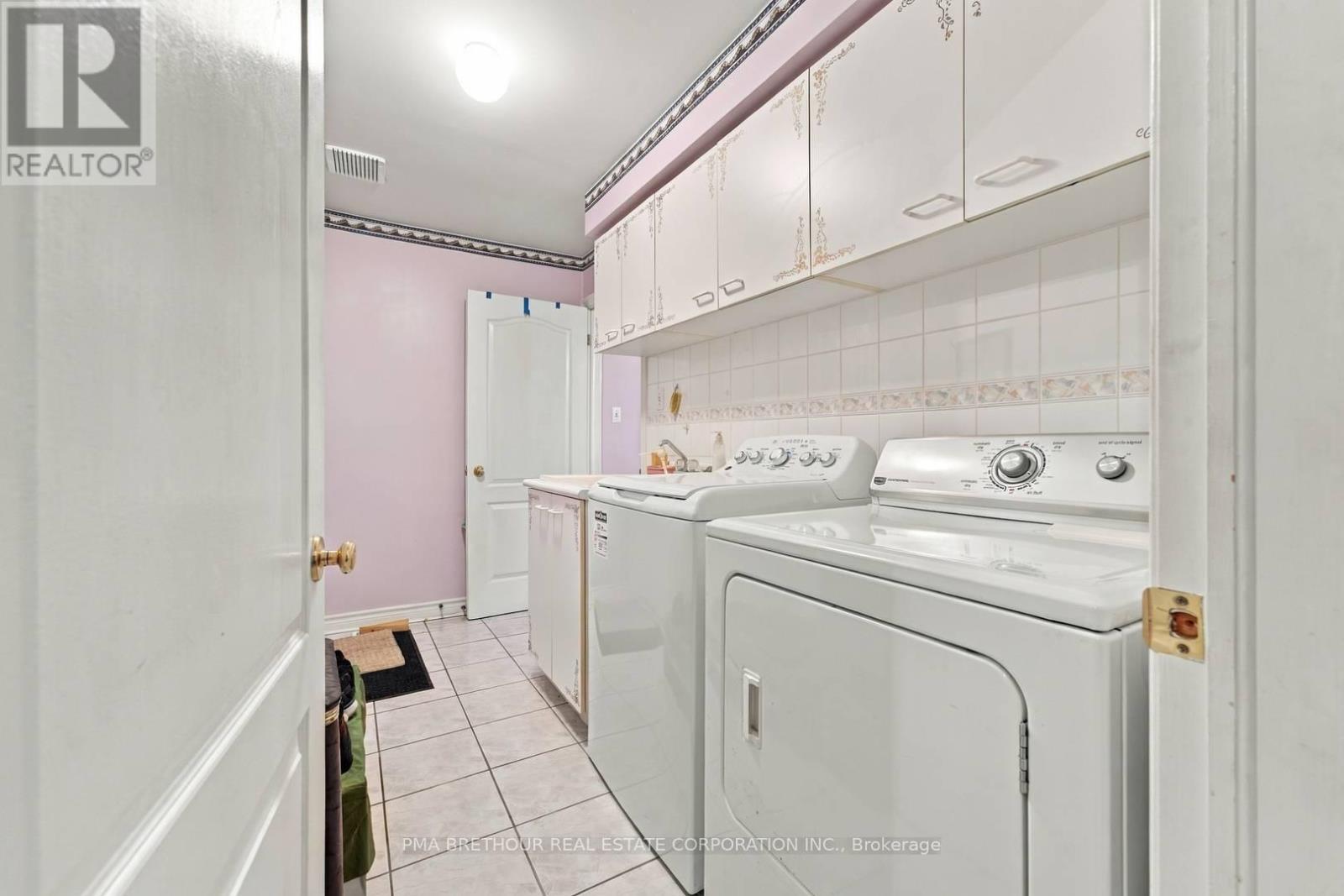 18 Deerglen Terrace Property Photo 20