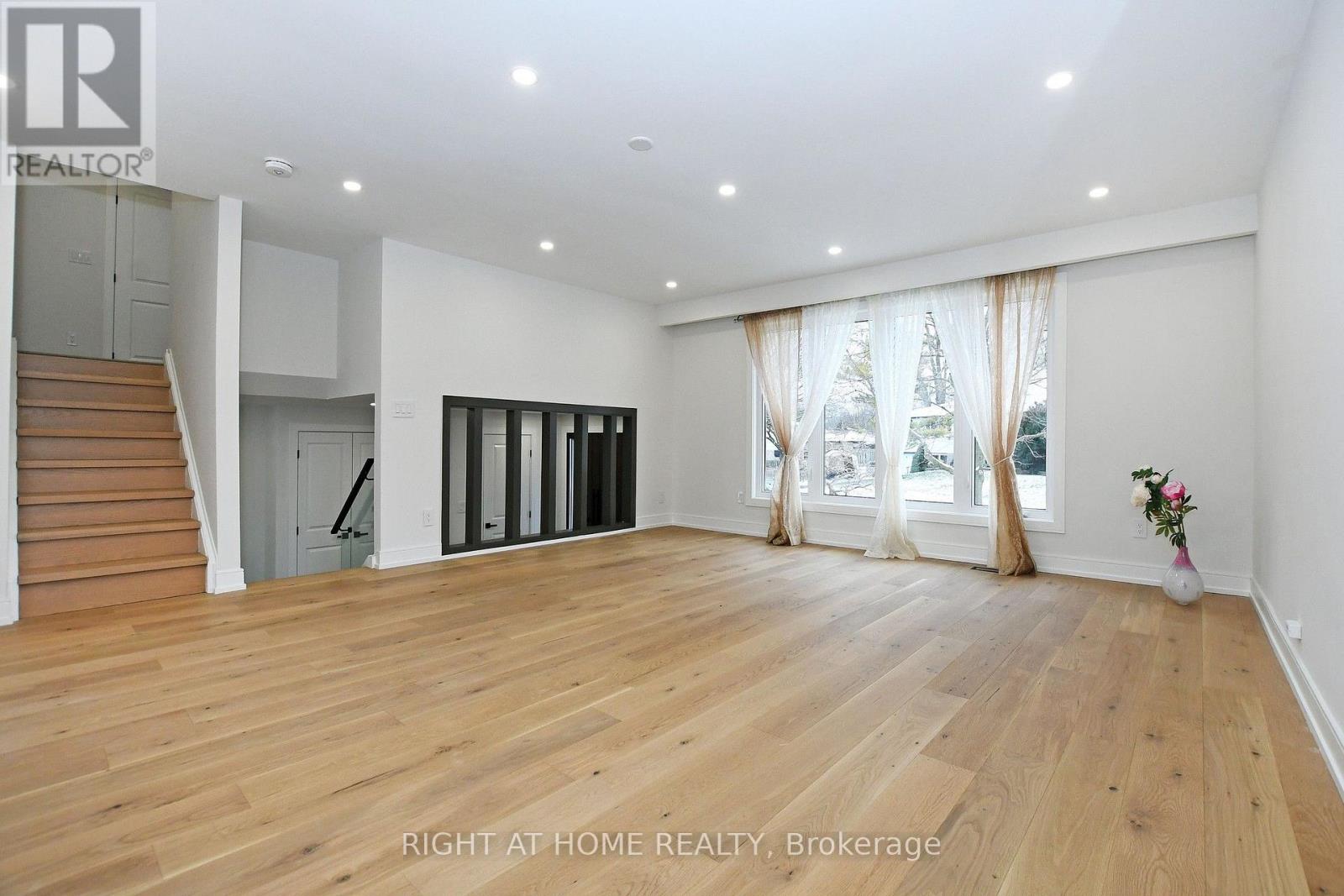 8 Hill Drive Property Photo 8