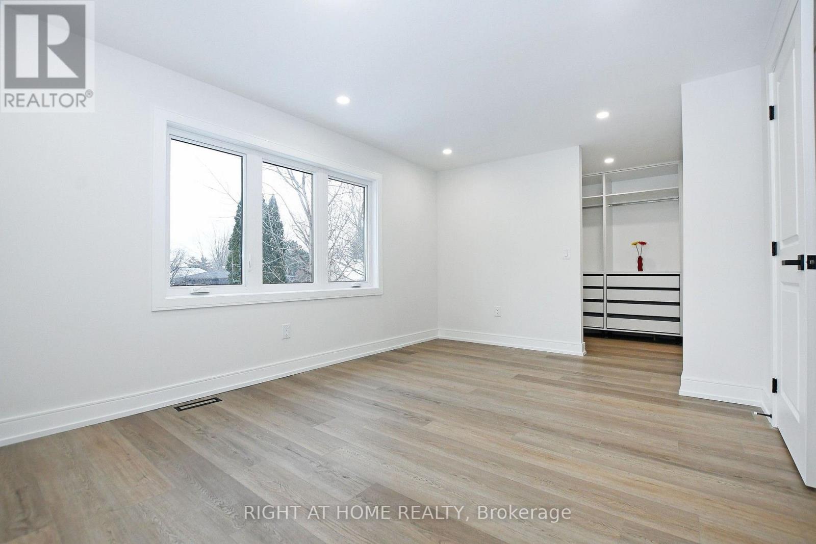 8 Hill Drive Property Photo 14