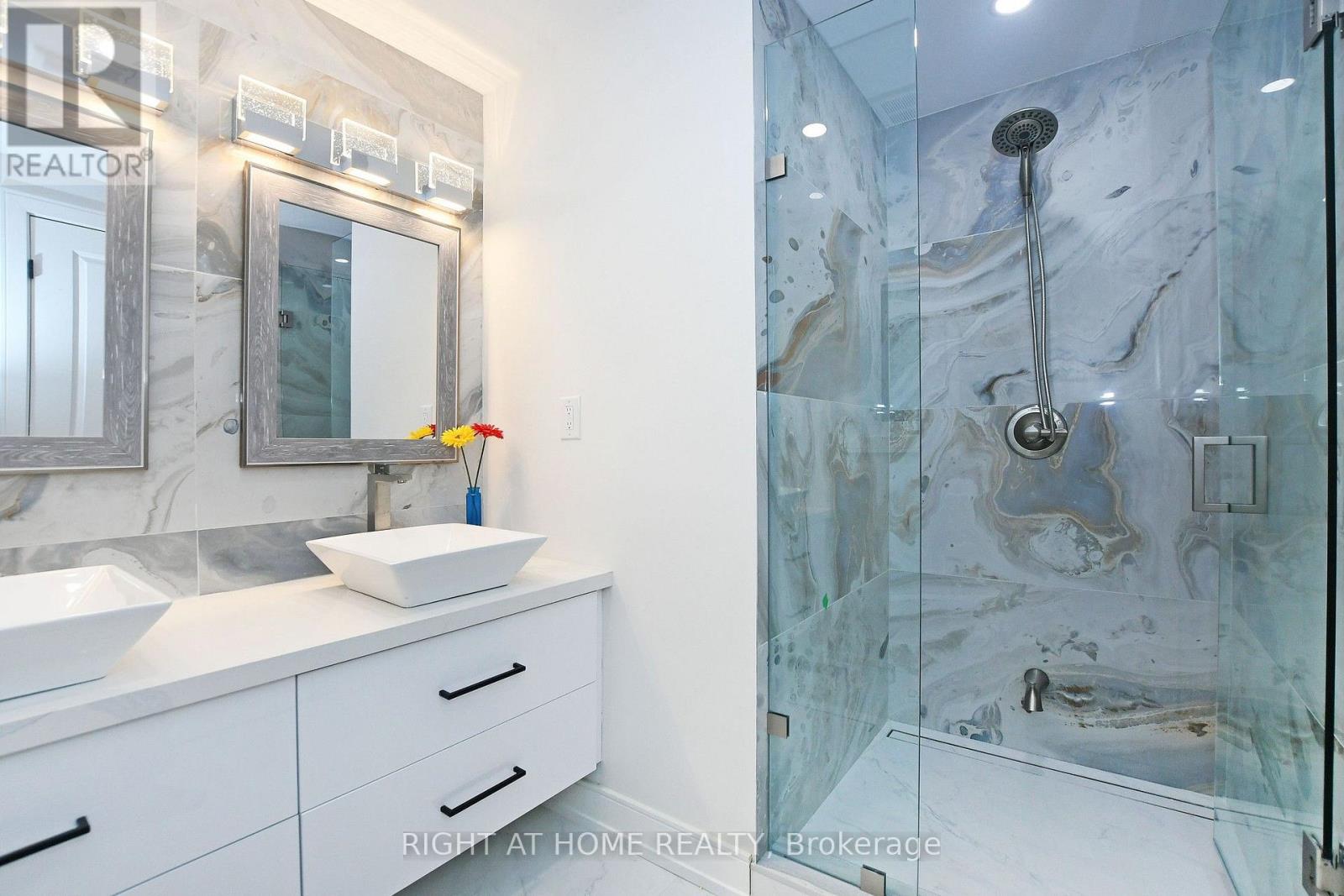 8 Hill Drive Property Photo 19