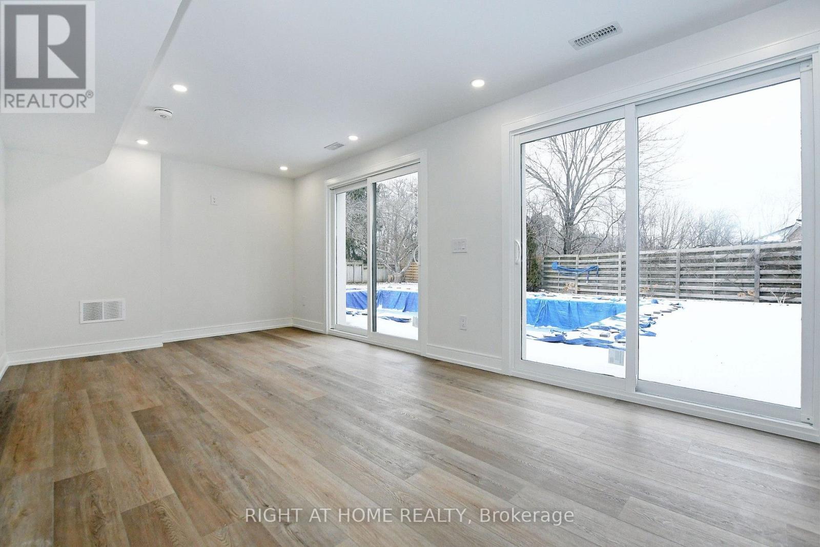 8 Hill Drive Property Photo 28