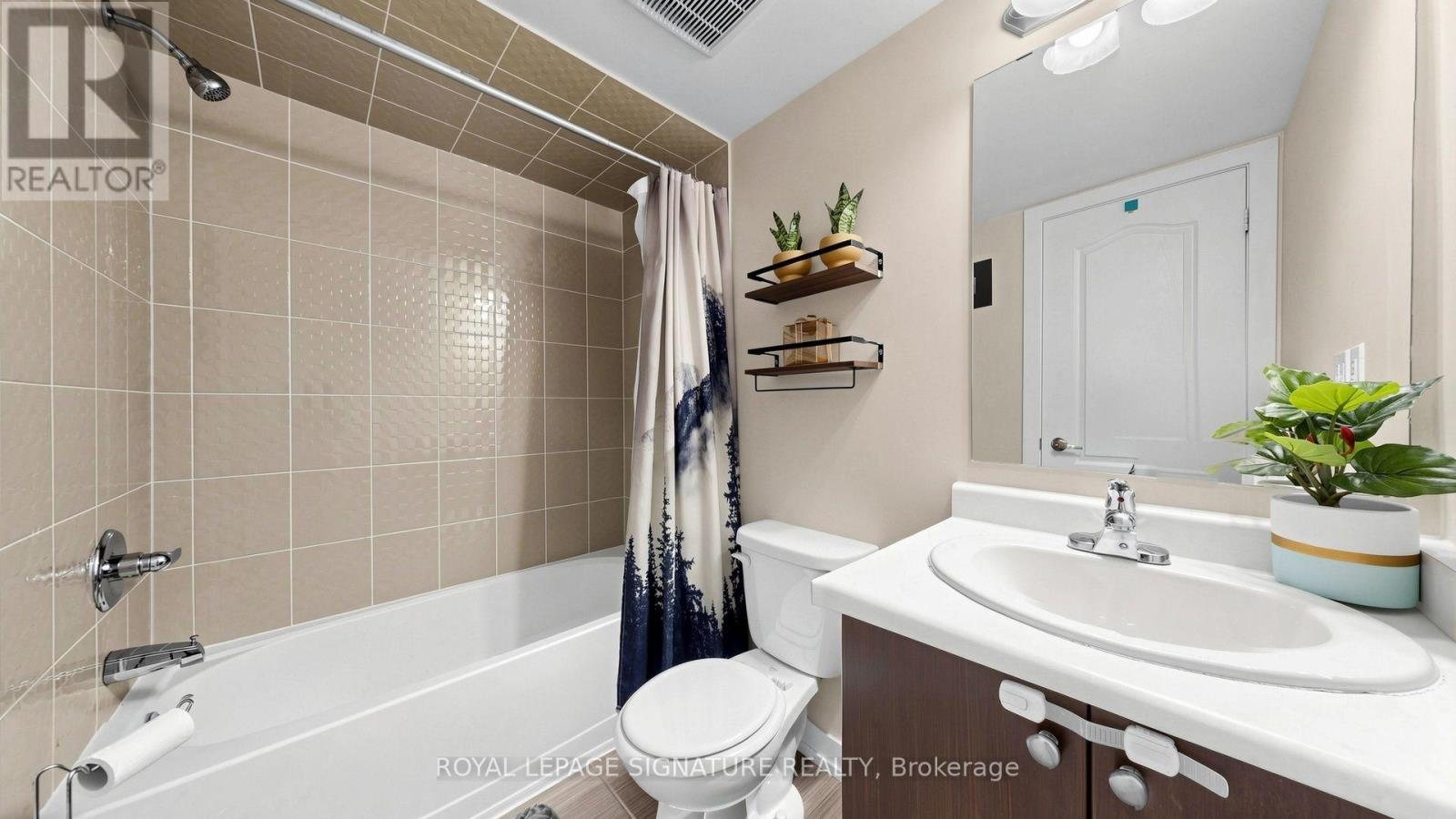 801 - 1 Blanche Lane Property Photo 10