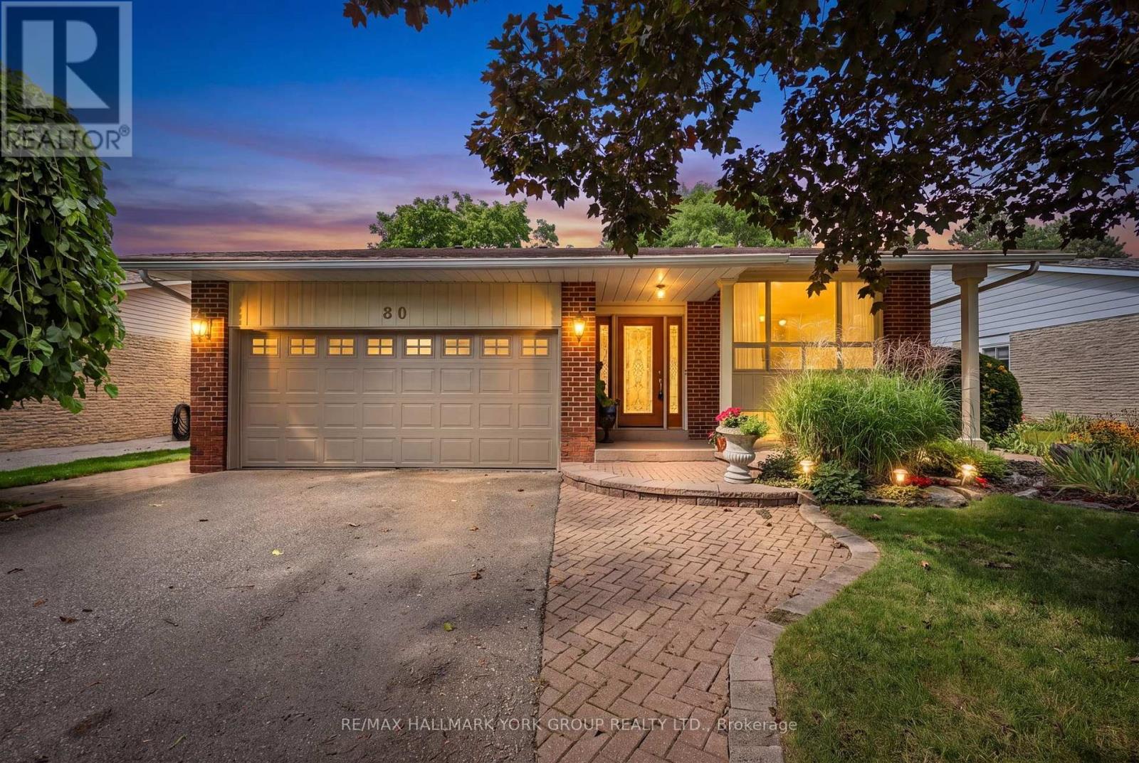 80 FAIRWAY DRIVE Property Photo 1