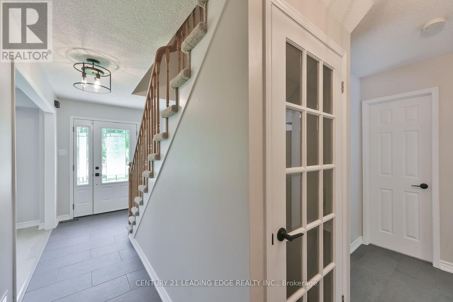 30 Mcguire Crescent Property Photo 8