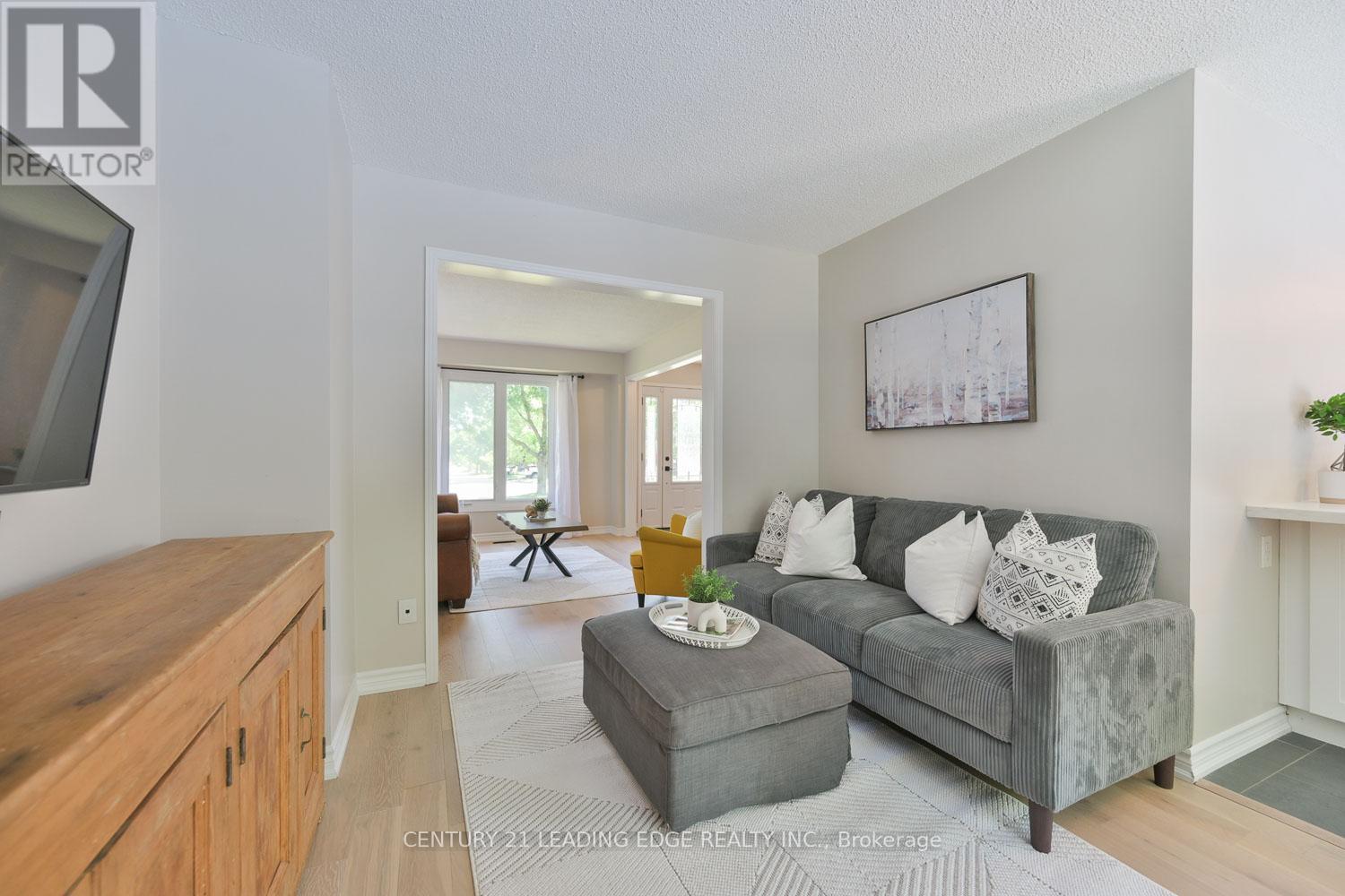 30 Mcguire Crescent Property Photo 13