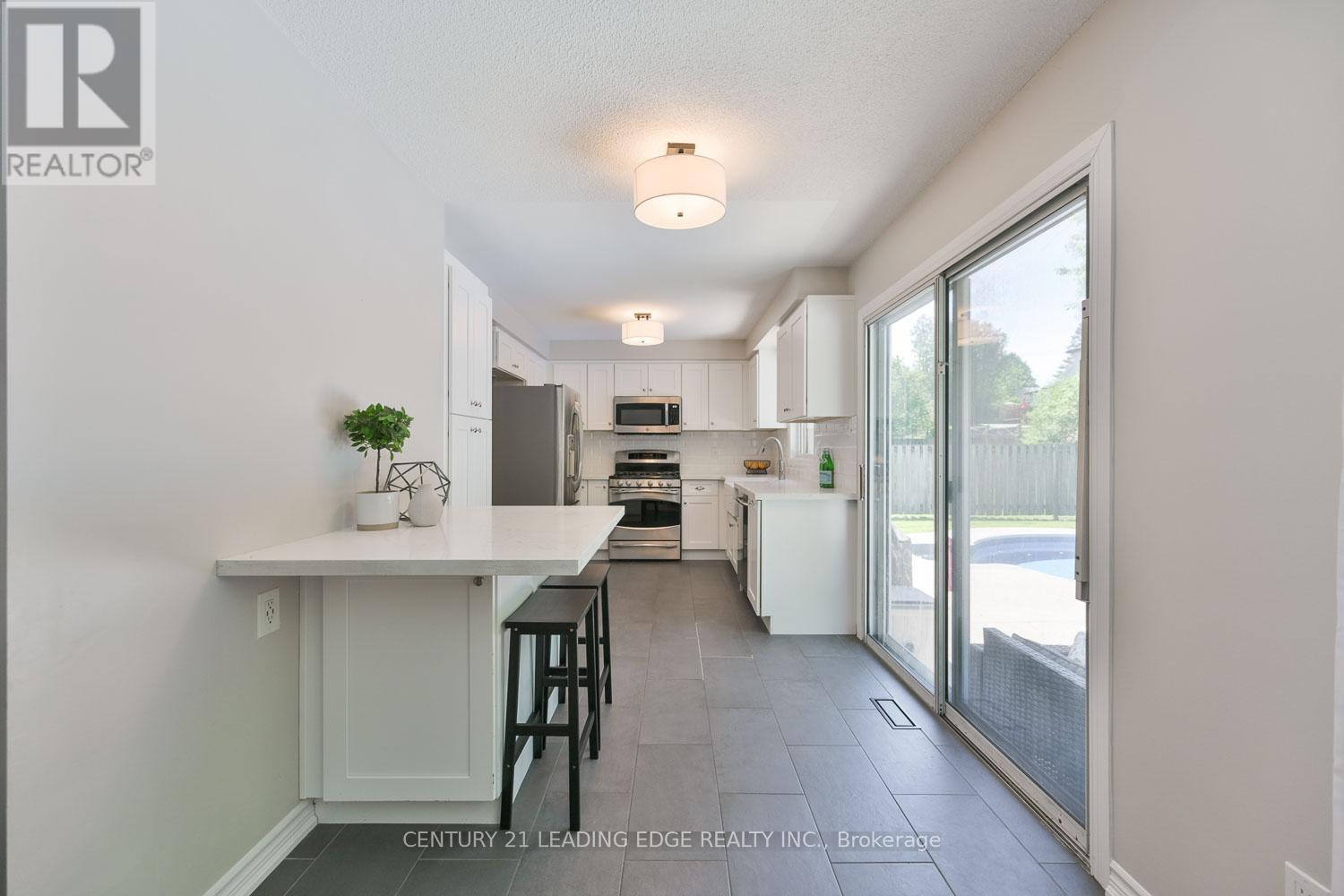 30 Mcguire Crescent Property Photo 16