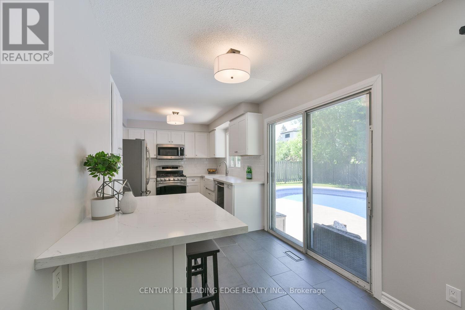 30 Mcguire Crescent Property Photo 21