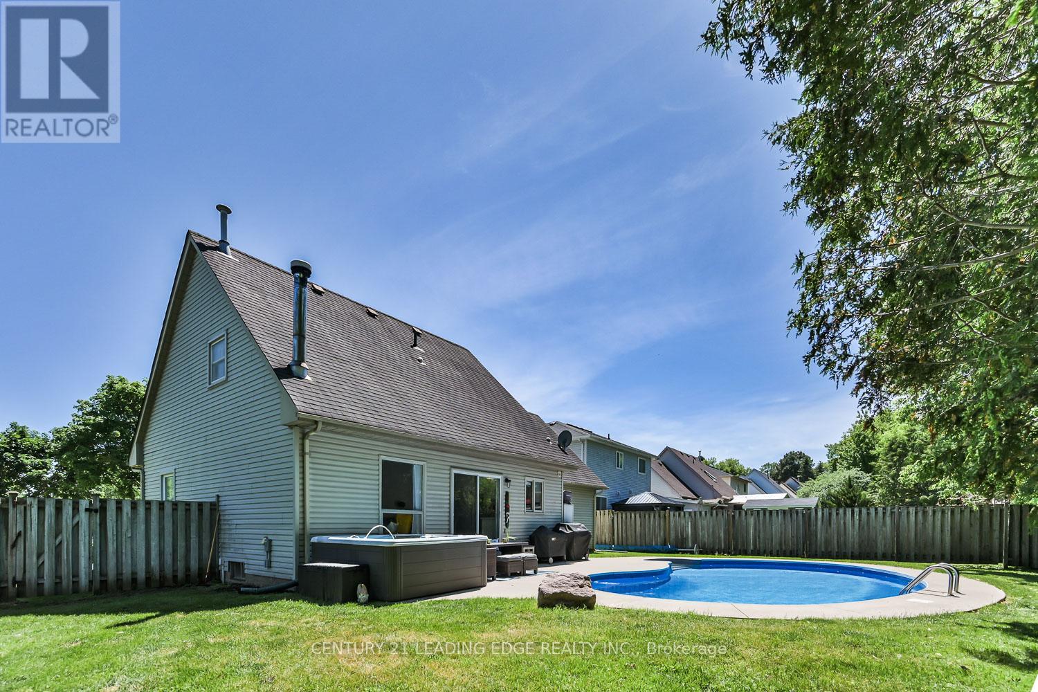30 Mcguire Crescent Property Photo 38