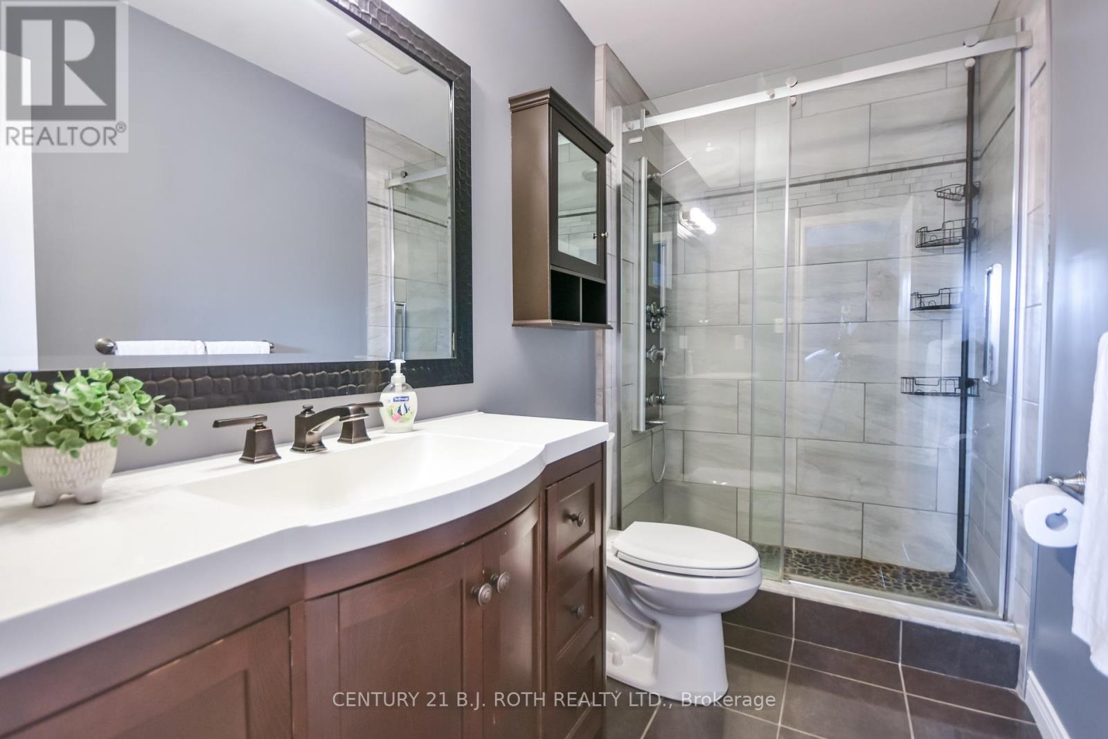 114 Stonemount Crescent Property Photo 22