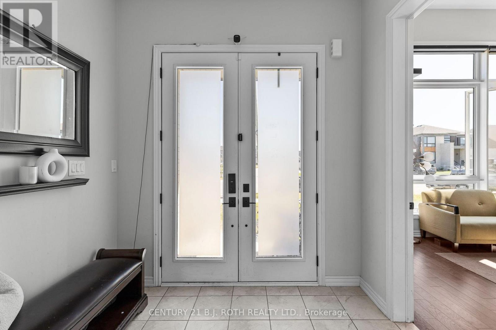 6 Henderson Street Property Photo 3