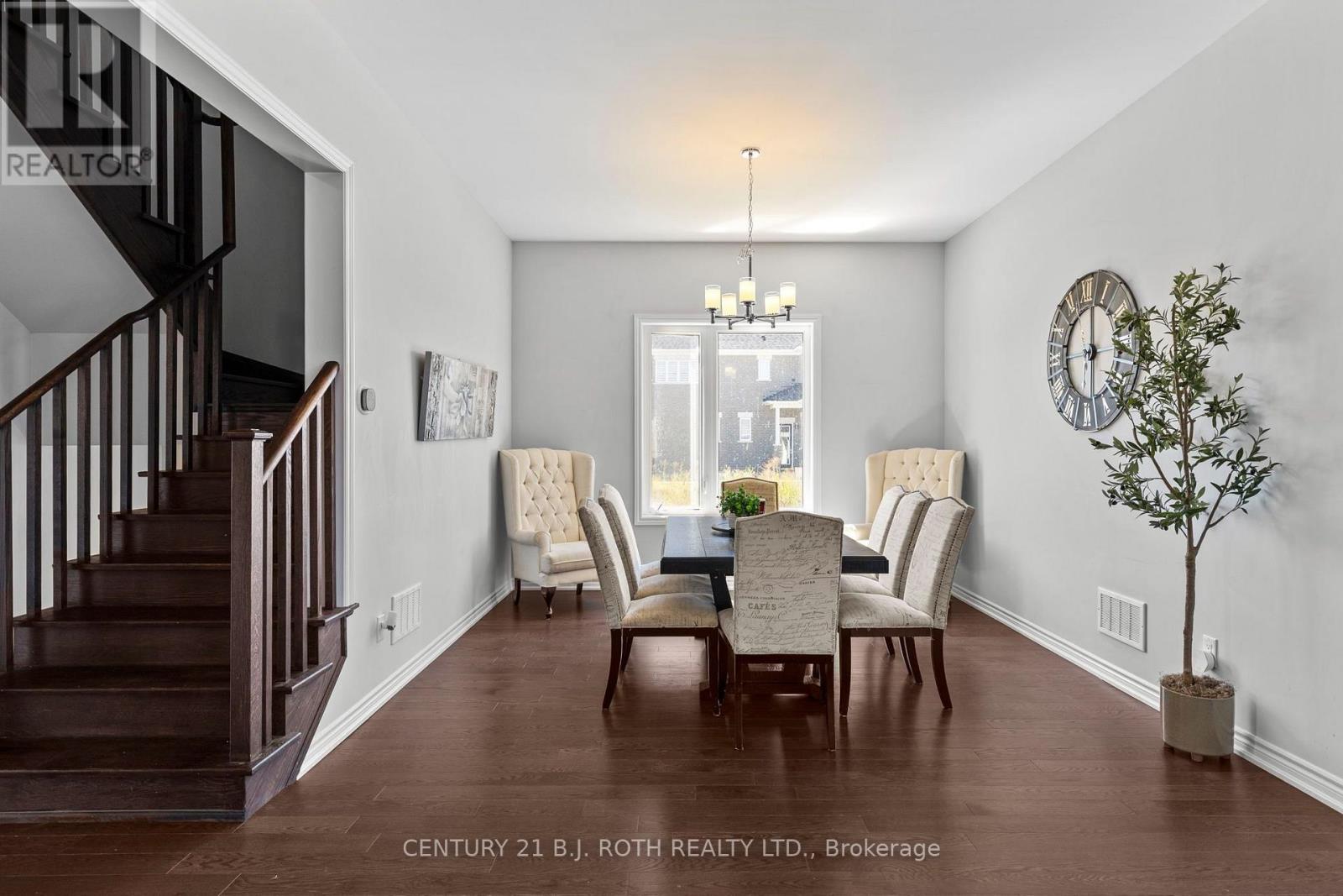 6 Henderson Street Property Photo 10